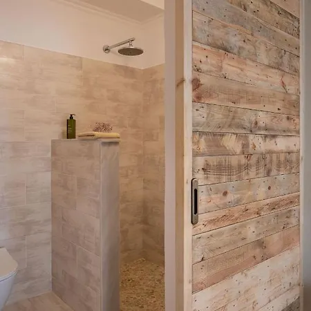 The Boathouse Hotel 3*