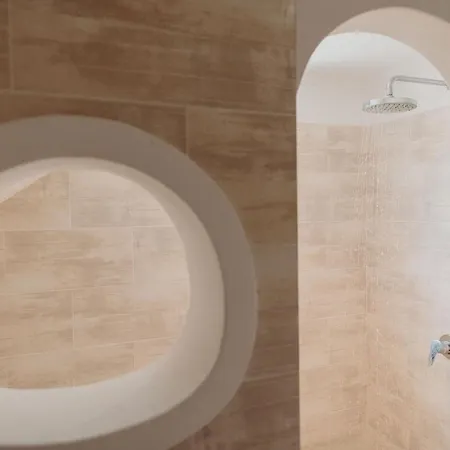 The Boathouse فندق Kamári