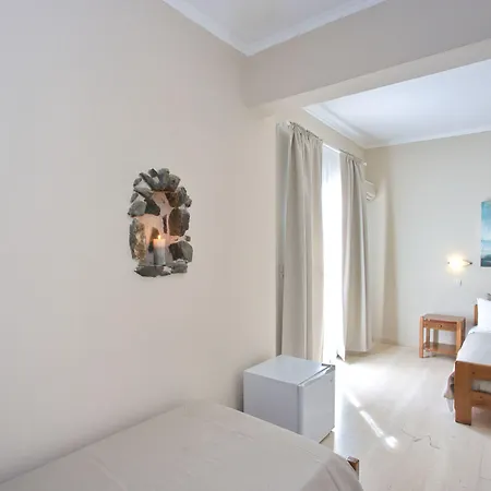 The Boathouse فندق Kamári