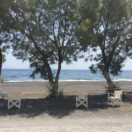 The Boathouse 3* Kamári