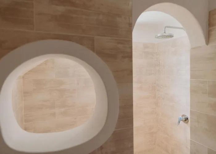 The Boathouse Отель Камари