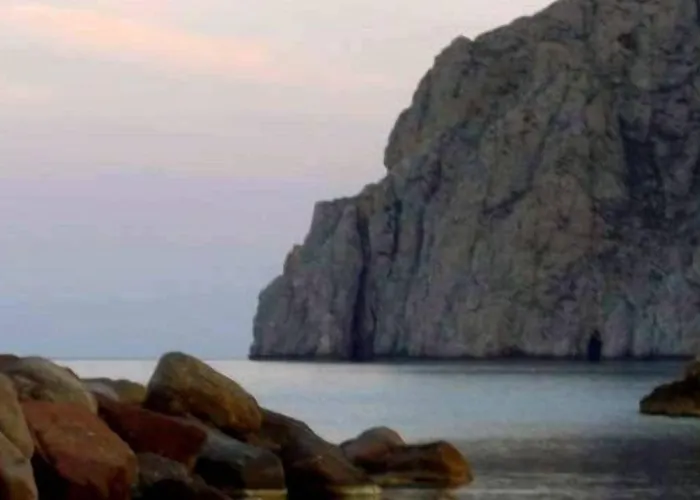 The Boathouse Камари