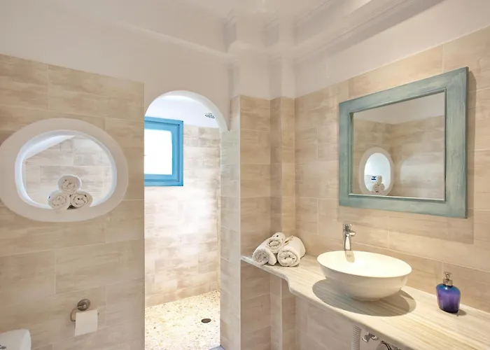 The Boathouse Hotel 3*