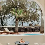 The Boathouse Hotel