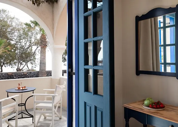 The Boathouse Hotell 3*