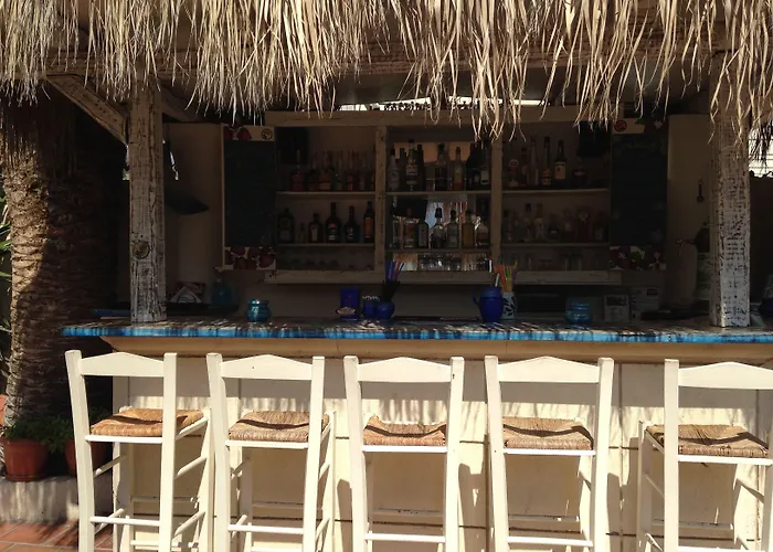 The Boathouse Hotell Kamári