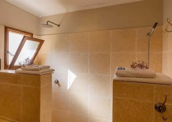 Hotel The Boathouse Kamári